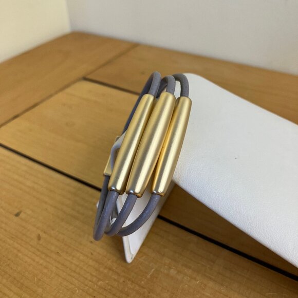 MERX Modern Cord Bracelet with Gold-Tone Tri-Tube Design Magnetic Clasp NWT - Picture 5 of 10